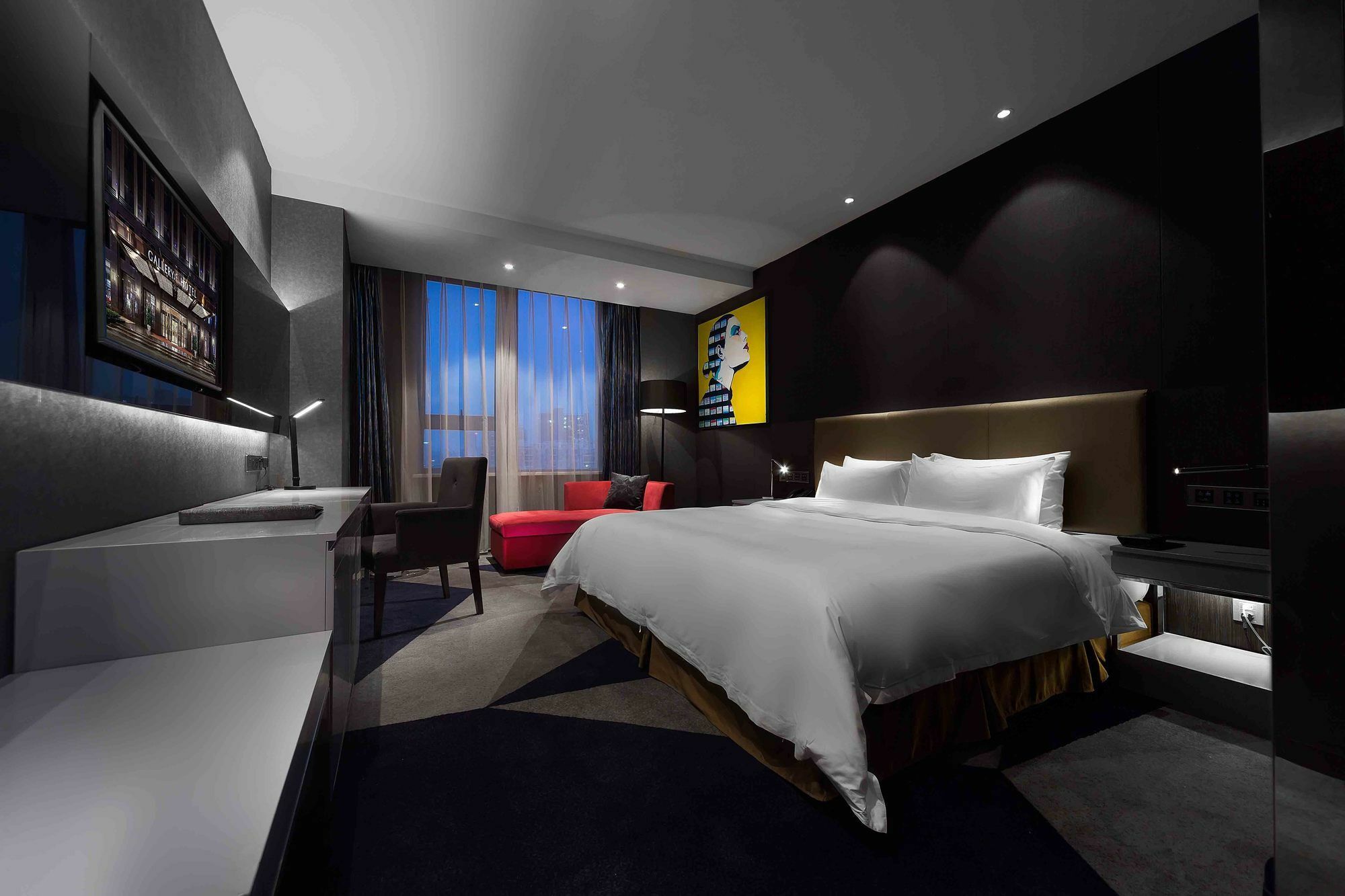 Gallery F Hotel Ухань Экстерьер фото